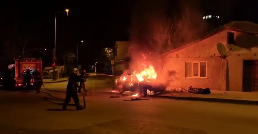Edirne'de korkunç olay: Alev alan otomobildeki 4 kişi yanarak öldü 1