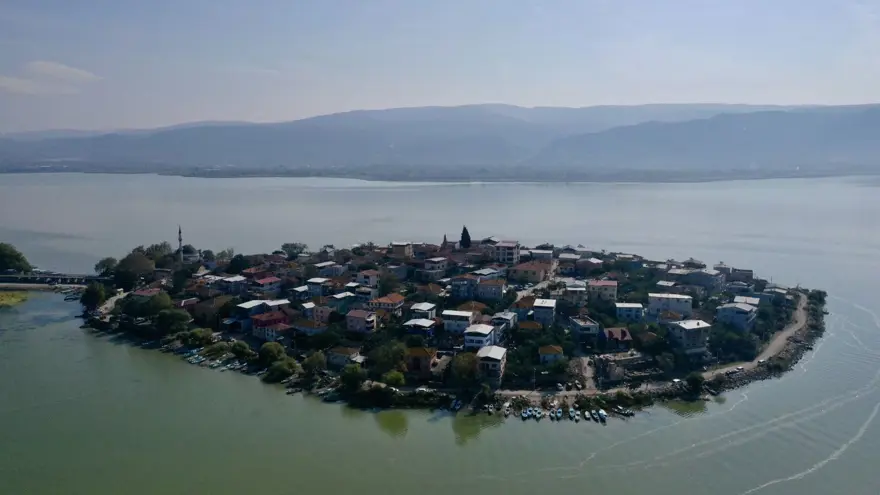Gölyazı'daki arkeolojik kazılarda ilginç buluntu 3