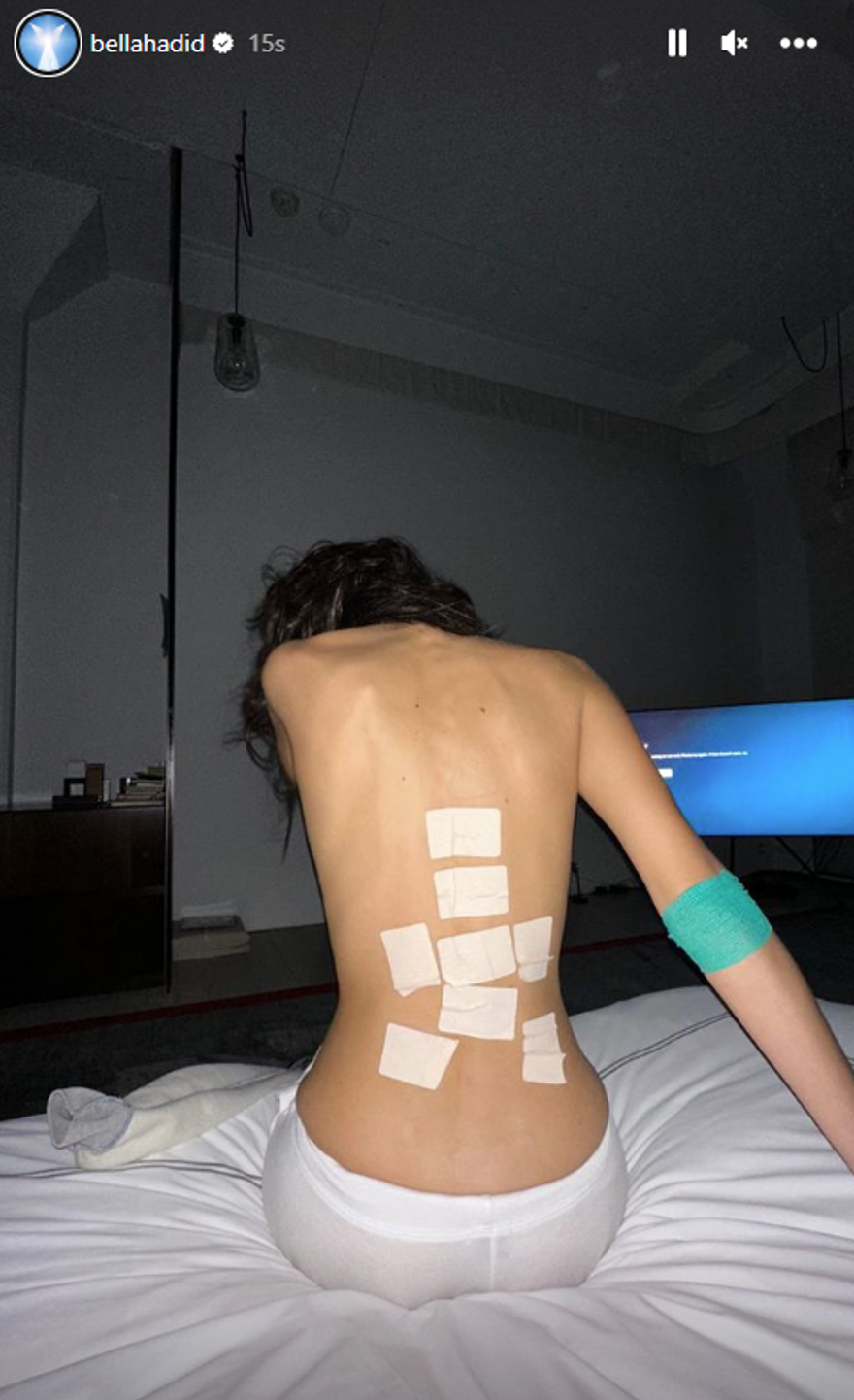 Bella Hadid hastane paylaşımıyla endişe uyandırdı 1
