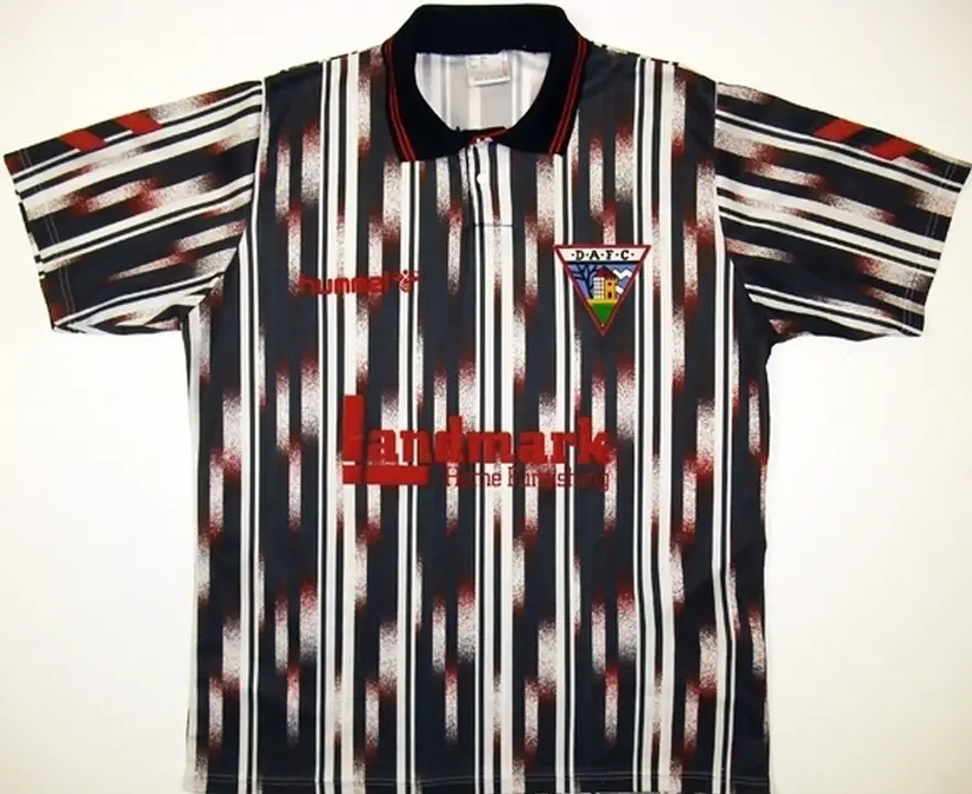 25. Dunfermline Athletic 1992-94 24
