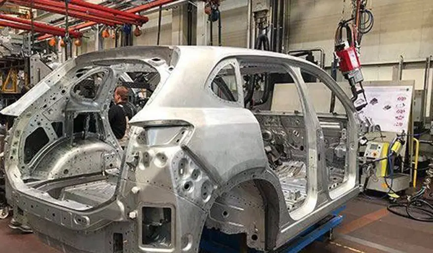 Yerli otomobilin montajından ilk görüntü 2 Yerli otomobilin montajından ilk görüntü 2