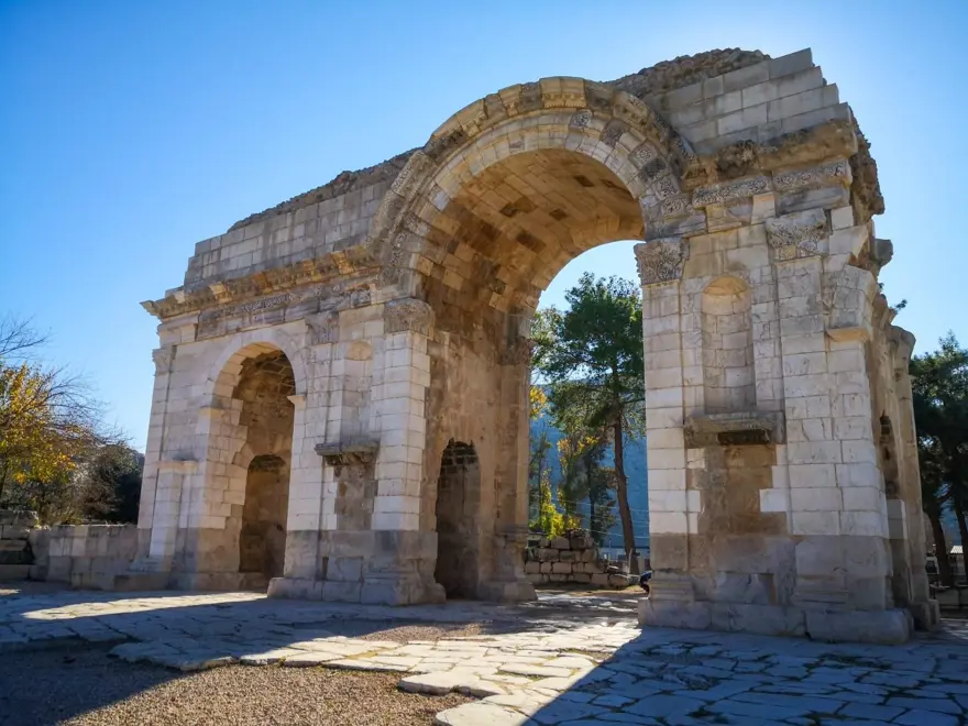 Efes'in 5 katı büyüklüğünde: Anavarza Antik Kenti 9