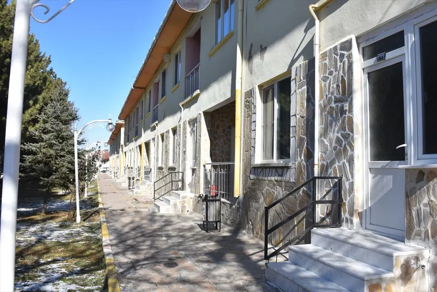 2 bin yıllık Hüdai Kaplıcaları bol mineralli suyuyla turistlerin ilgi odağı oldu 1