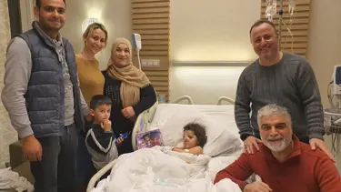 "Çift burunlu" Öykü'nün yüzü yardımseverler sayesinde güldü