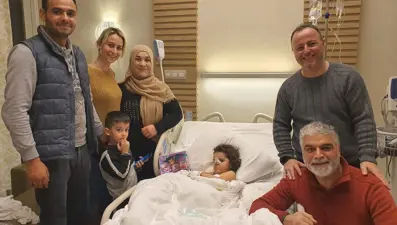 "Çift burunlu" Öykü'nün yüzü yardımseverler sayesinde güldü