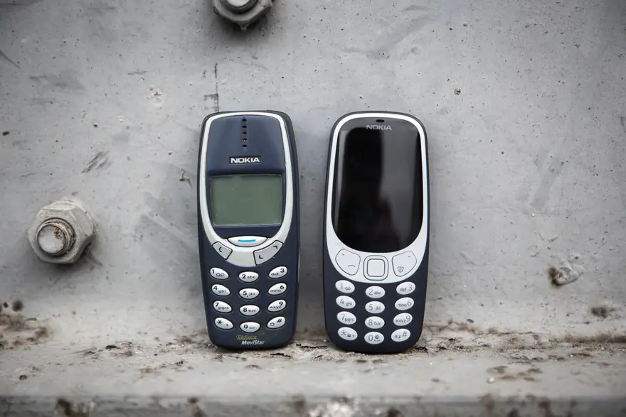 Nokia 3310'da neler değişti? (Yeni Nokia 3310 eski modele karşı) Nokia 3310'da neler değişti? (Yeni Nokia 3310 eski modele karşı)