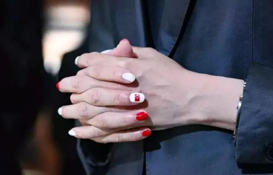 Sosyal medya Japonya Prensesi Akiko Mikasa’nın Türk Bayraklı ojesini konuşuyor 4