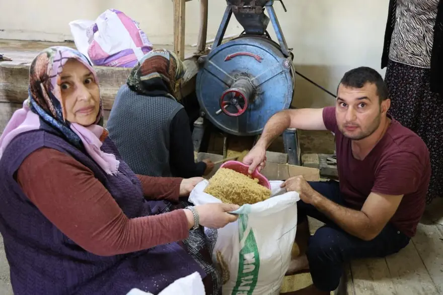 “Bu iş kadın işi değil” dediler, 25 yıldır yapıyor: Bütün köy müşterisi oldu 