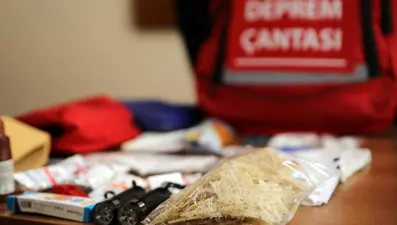 Deprem çantasında bulunması gerekenler