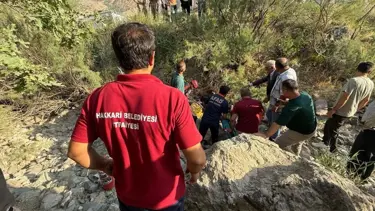 Hakkari'de üç tekerlekli motosiklet takla attı
