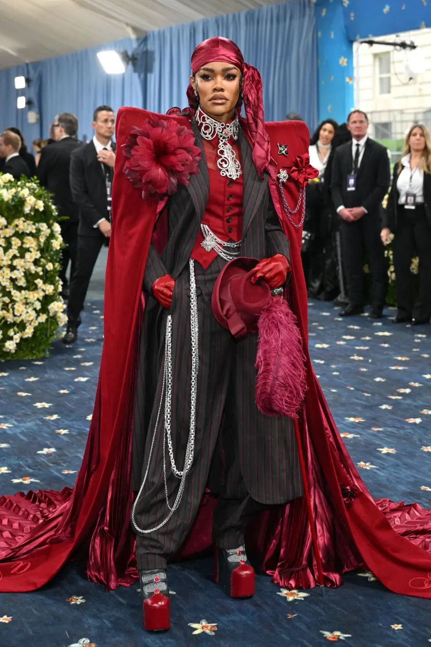Met Gala kırmızı halısı | Yılın moda olayında Rihanna yine hamile! 12 Met Gala kırmızı halısı | Yılın moda olayında Rihanna yine hamile! 12