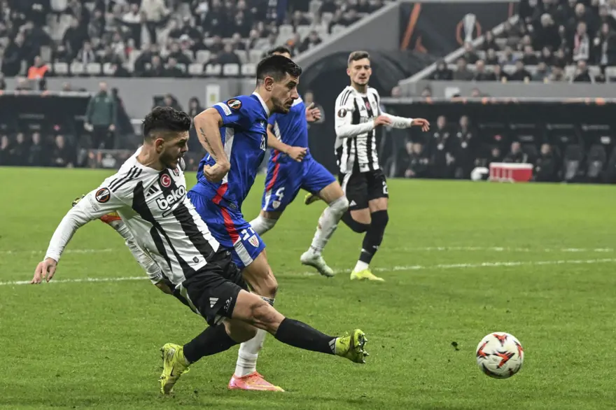 BEŞİKTAŞ PLAY-OFF'LARA SERİBAŞI OLARAK KATILMA PEŞİNDE 4