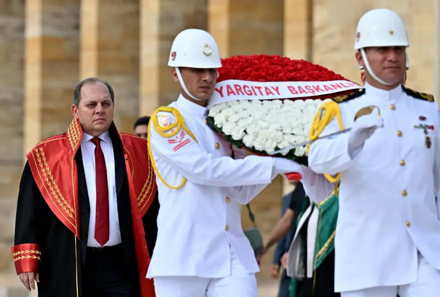Yargıtay üyelerinden adli yılın açılışı öncesi Anıtkabir'e ziyaret 3