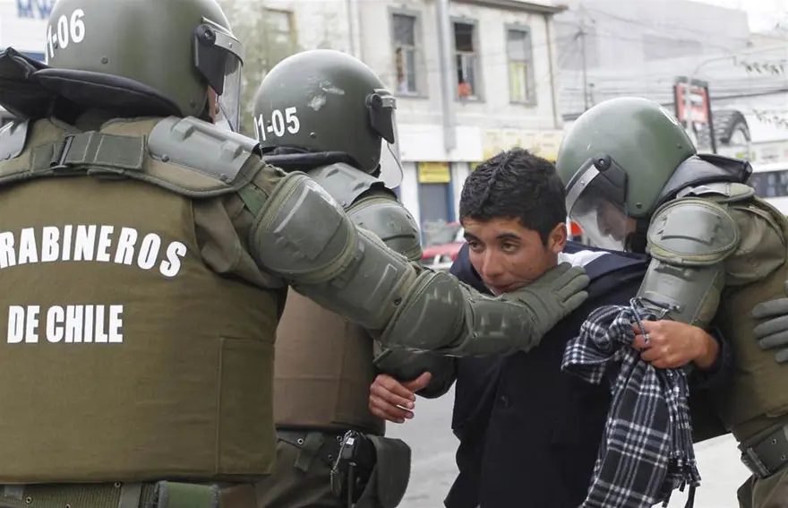 Öğrenciler yine sokakta 11