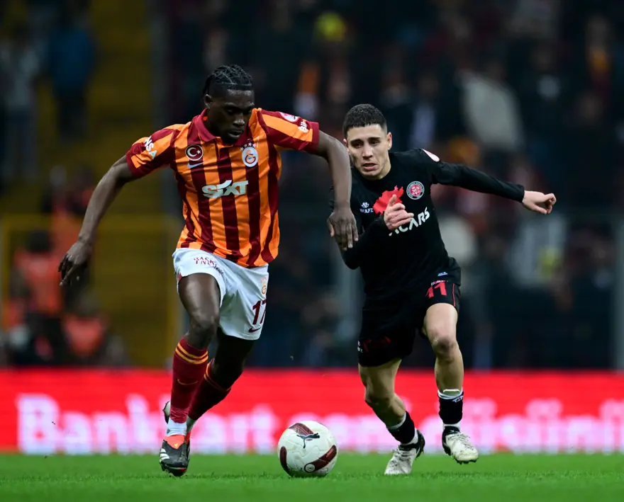 GALATASARAY LİGDE 15 MAÇTIR KAYBETMİYOR 7