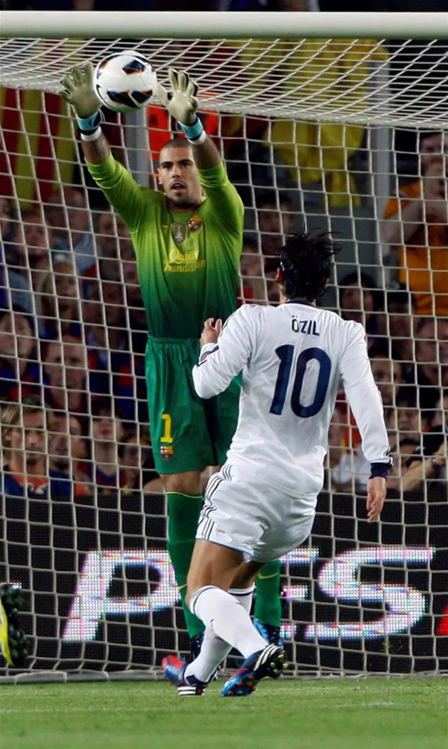 2 Ronaldo 2 Messi 8