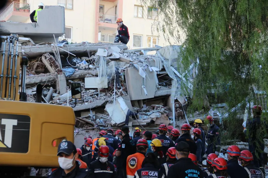 ANNE VE 3 ÇOCUĞU 23 SAAT SONRA KURTARILDI 22