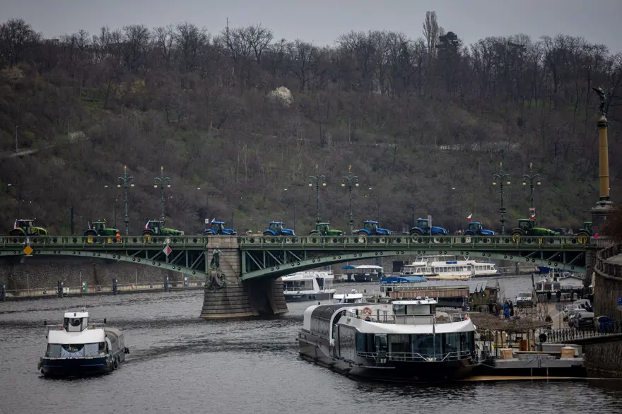 Çekyalı çiftçilerden gübreli protesto 7