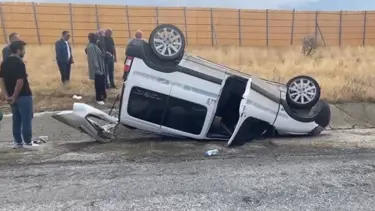 Erzincan'da araç takla attı: 4 yaralı