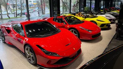 Kadıköy'de büyük vurgun iddiası. Galerici 11 milyar TL ile kaçtı
