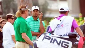 Tiger Woods'dan gösteri maçı Tiger Woods'dan gösteri maçı