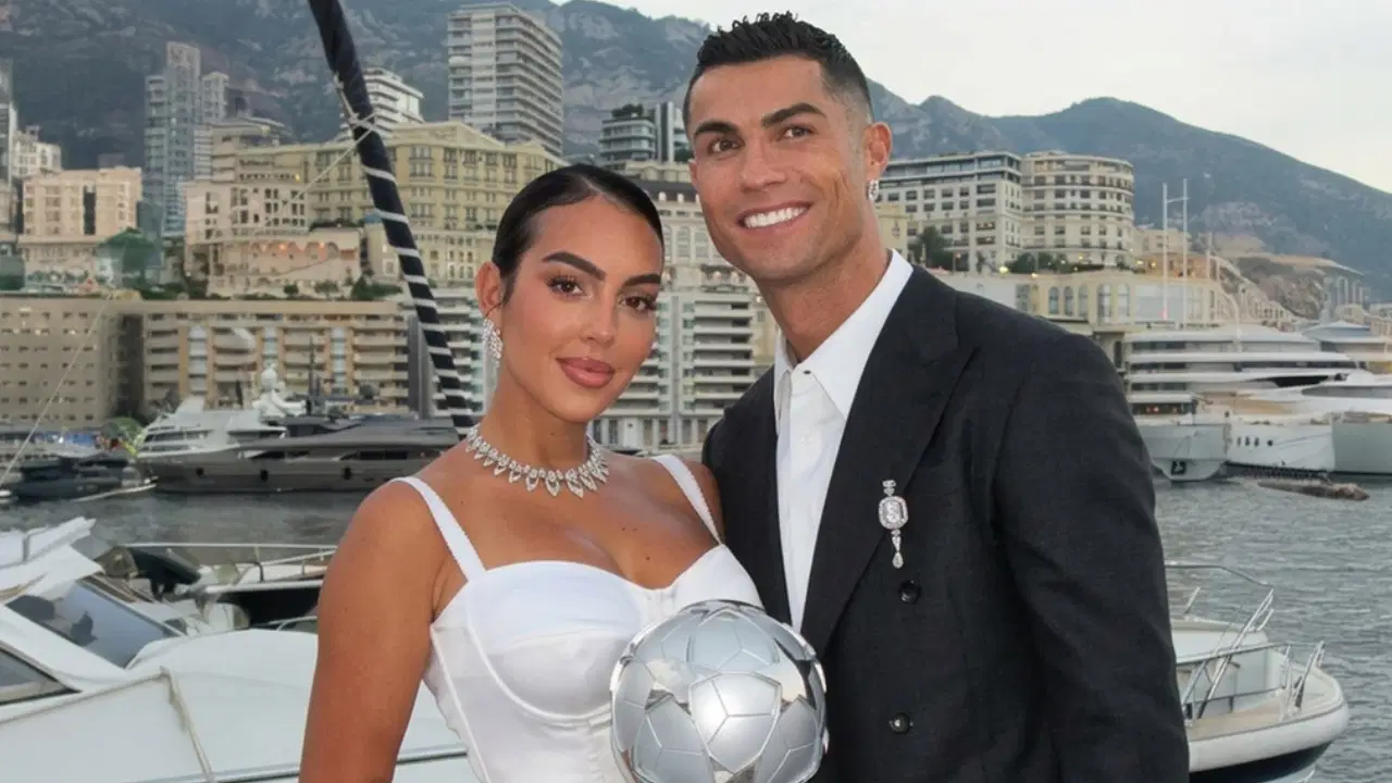 Beklenen haber geldi: Ronaldo evleniyor