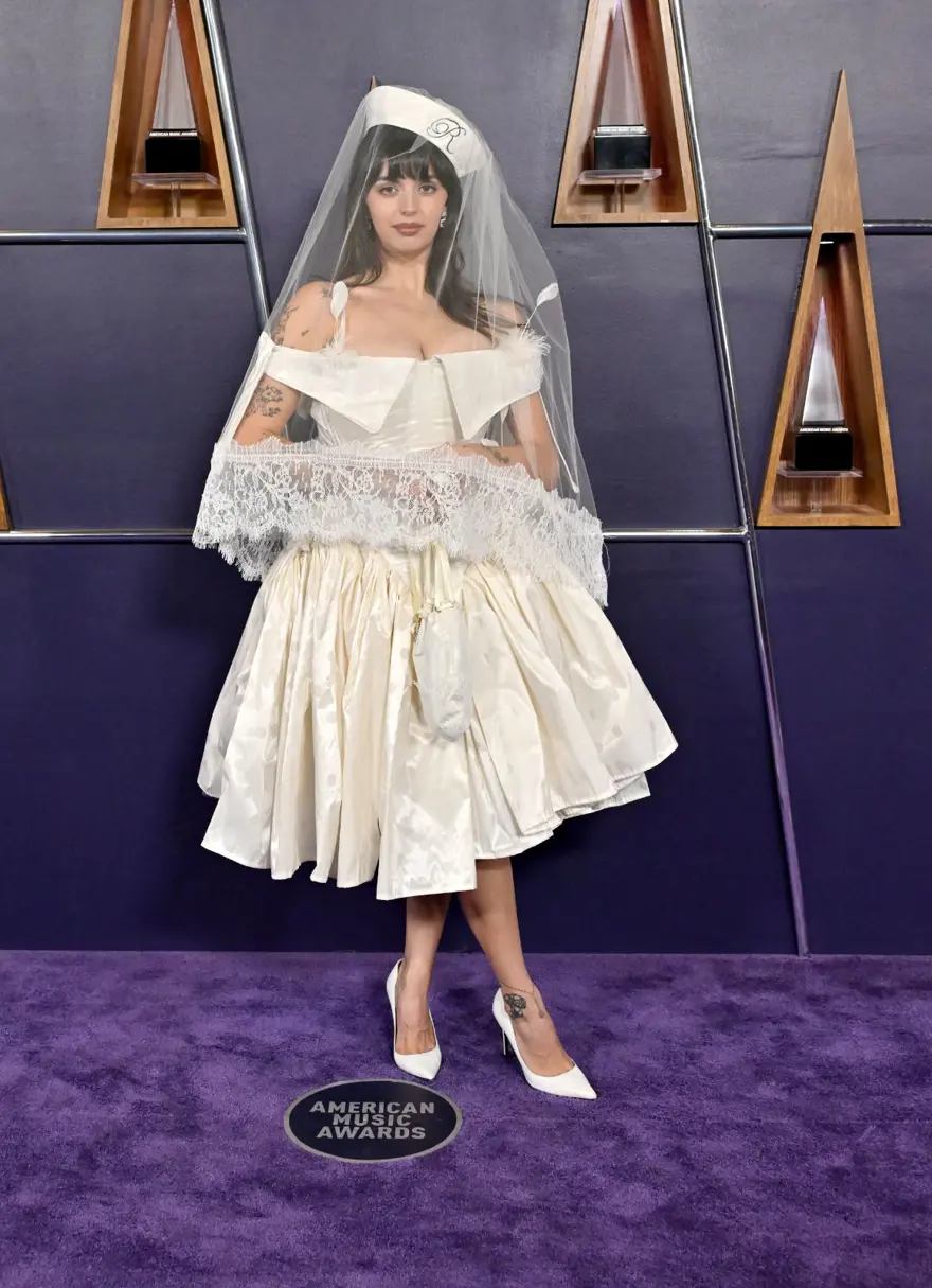 Amerikan Müzik Ödülleri sahiplerini buldu | Jennifer Lopez dansçları öptü 8 Amerikan Müzik Ödülleri sahiplerini buldu | Jennifer Lopez dansçları öptü 8