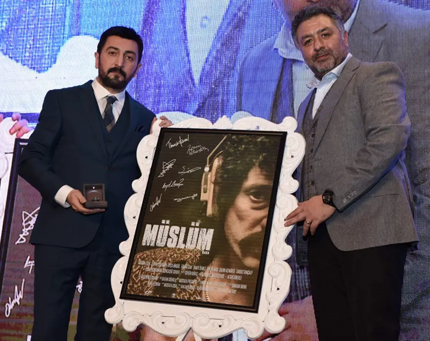 Müslüm Gürses’in gömleği ve yüzüğü açık artırmayla satıldı 2