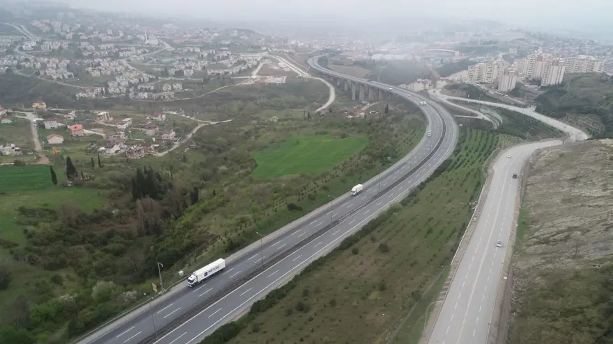 TEM yolu Kocaeli geçişinde tarihi sessizlik 4 TEM yolu Kocaeli geçişinde tarihi sessizlik 4