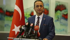 CHP Sözcüsü Tezcan'dan aday uyarısı