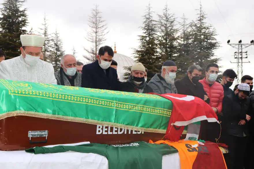 Ahmet Çalık son yolculuğuna uğurlandı 7