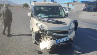 Malatya'da TIR ile hafif ticari araç çarpıştı: 1 yaralı