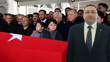 Üsküdar Belediye Başkanvekili Dündar Ziya Gültekin son yolculuğuna uğurlanıyor