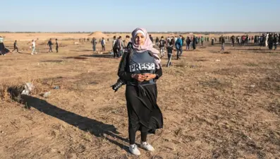 İsrail'in katlettiği gazeteci Meryem Ebu Dekka’nın oğluna vasiyeti: "Benim için sakın ağlama"