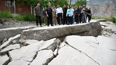 Erzurum'da heyelan: Hasarlı 38 ev boşaltıldı