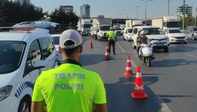 İstanbullular dikkat! Cumartesi bu yollar trafiğe kapalı