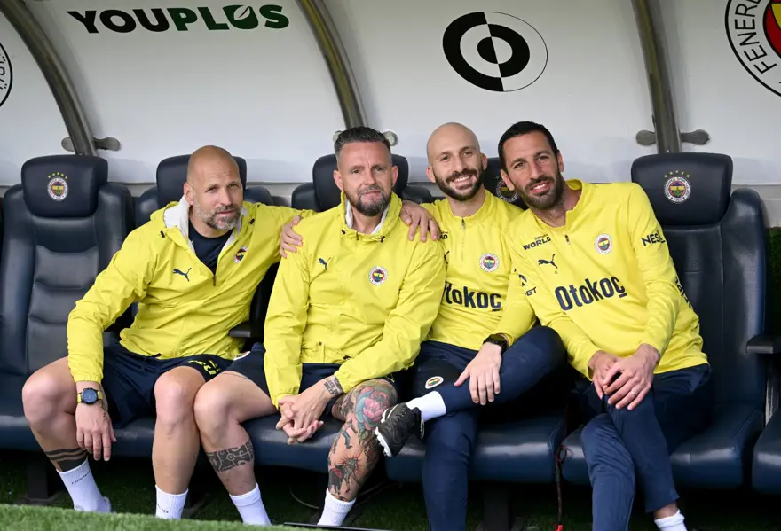 Fenerbahçe'de Mourinho değil, teknik ekibi değişiyor: Efsaneler geri dönüyor 2