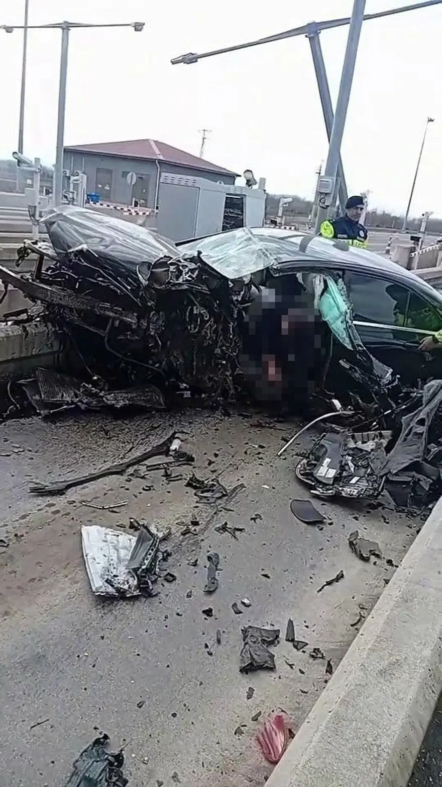 Doğumdan dönen çiftin acı sonu: Anne ve baba öldü, 5 günlük bebekleri ağır yaralı 4