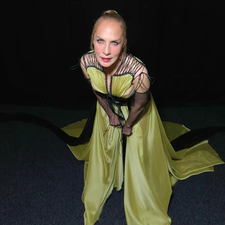 "BÜYÜK MUTLULUK DUYDUM" 4 "BÜYÜK MUTLULUK DUYDUM" 4