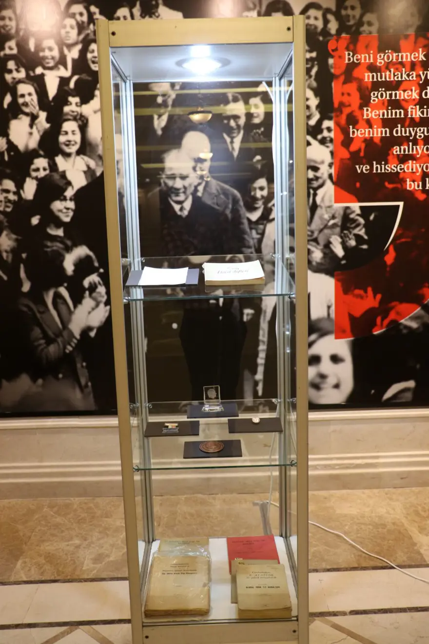 Atatürk'ün sağlık raporları 'anestezi tarihi' sergisinde 9