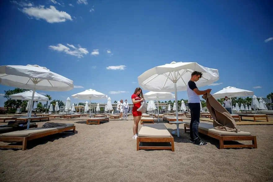 Turistlerin Türkiye'deki 'sağlıklı tatil' yolculuğu görüntülendi 4
