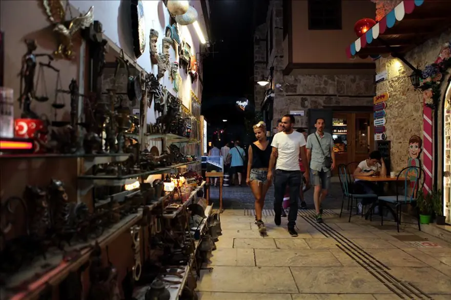 'Huzur ve barış' kenti Antalya 6