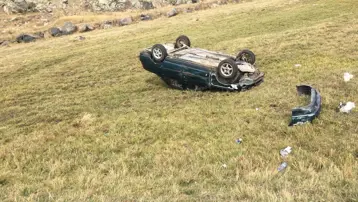 Şarampole devrildi: Şans eseri yaralanan olmadı