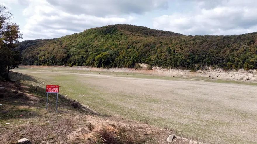 Trakya'da, İstanbul'un suyunu karşılayan barajlar kurudu 12