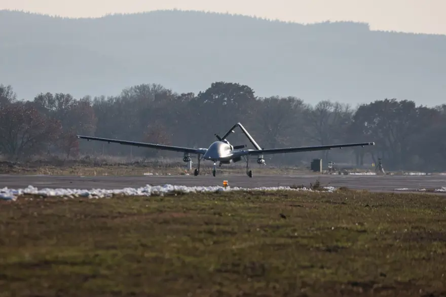 Bayraktar TB3 silahlandı: ROKETSAN  MAM-T akıllı mühimmat ile hedefi 12'den vurdu 12