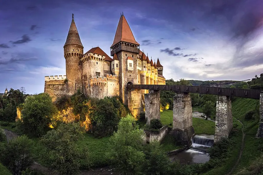 hayalet hikayeleri, perili evler, hayaletli evler, gizemli yerler, gizemli evler 