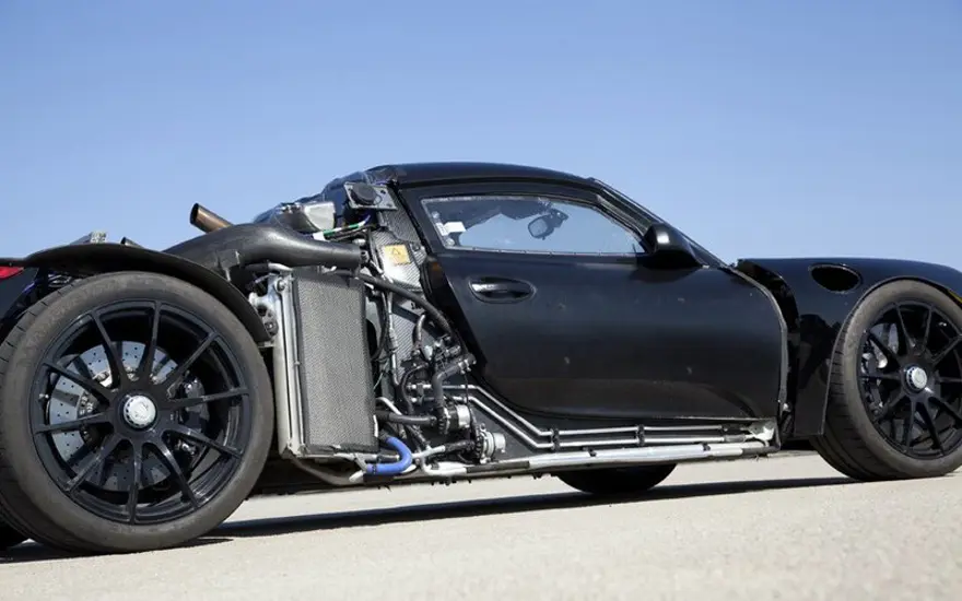 Hibrit Porsche: 918 Spyder 6
