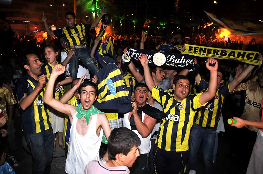 Her yer sarı lacivert 12