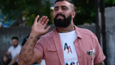 Cono Aşireti belgeselinin başrol oyuncusu Sergen Eşme silahlı kavgada yaralandı