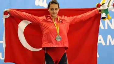 Yasemin Keskin’den 3 bronz madalya